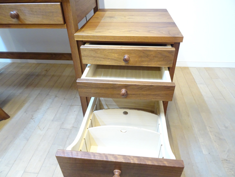 家具　展示品　格安　展示価格